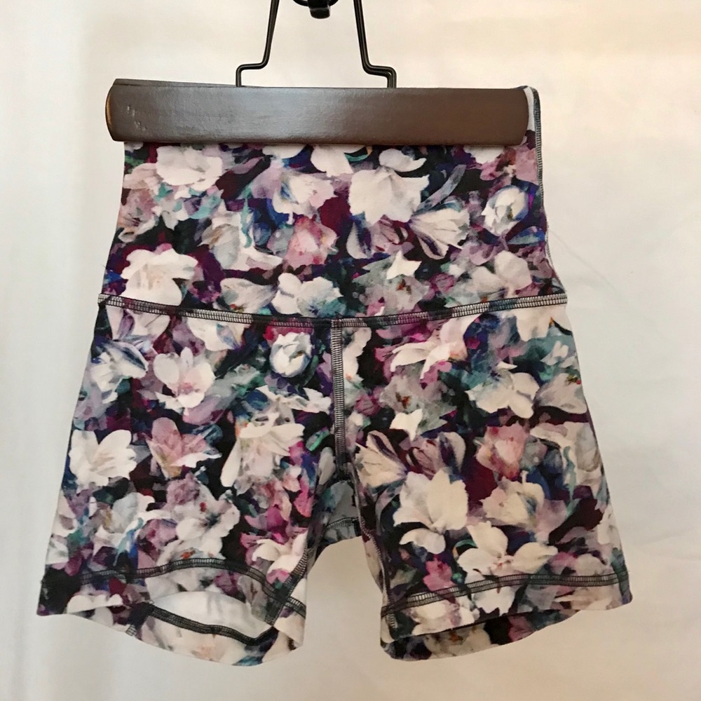 Lululemon Utopia Align Short 4”
